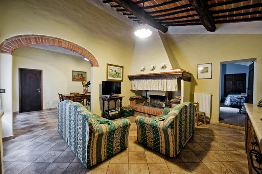 Farm stay Podere Fucile